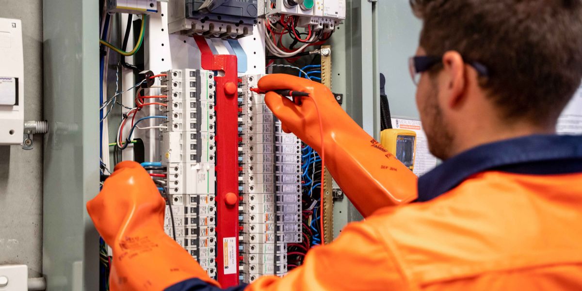 Why Kelowna Homeowners Are Upgrading to Smarter Electrical Systems