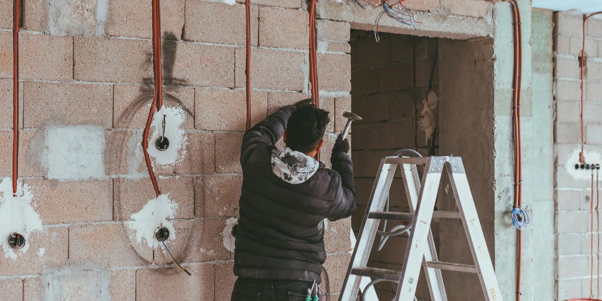 How Full Home Renovations Can Transform the Way a House Looks and Functions